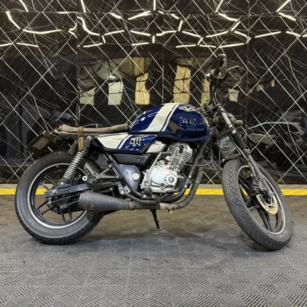 Bajaj V15 150 Custom — foto 3 de 6