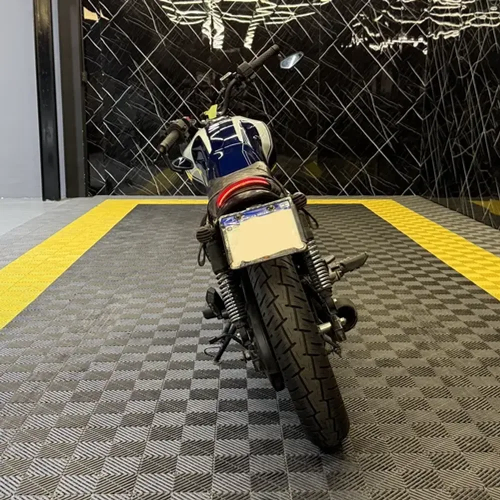 Bajaj V15 150 Custom — foto 4 de 6