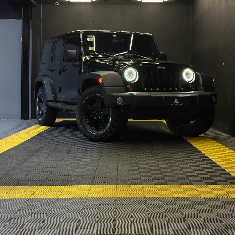 Jeep Wrangler Unlimited 3.6L V6 AT