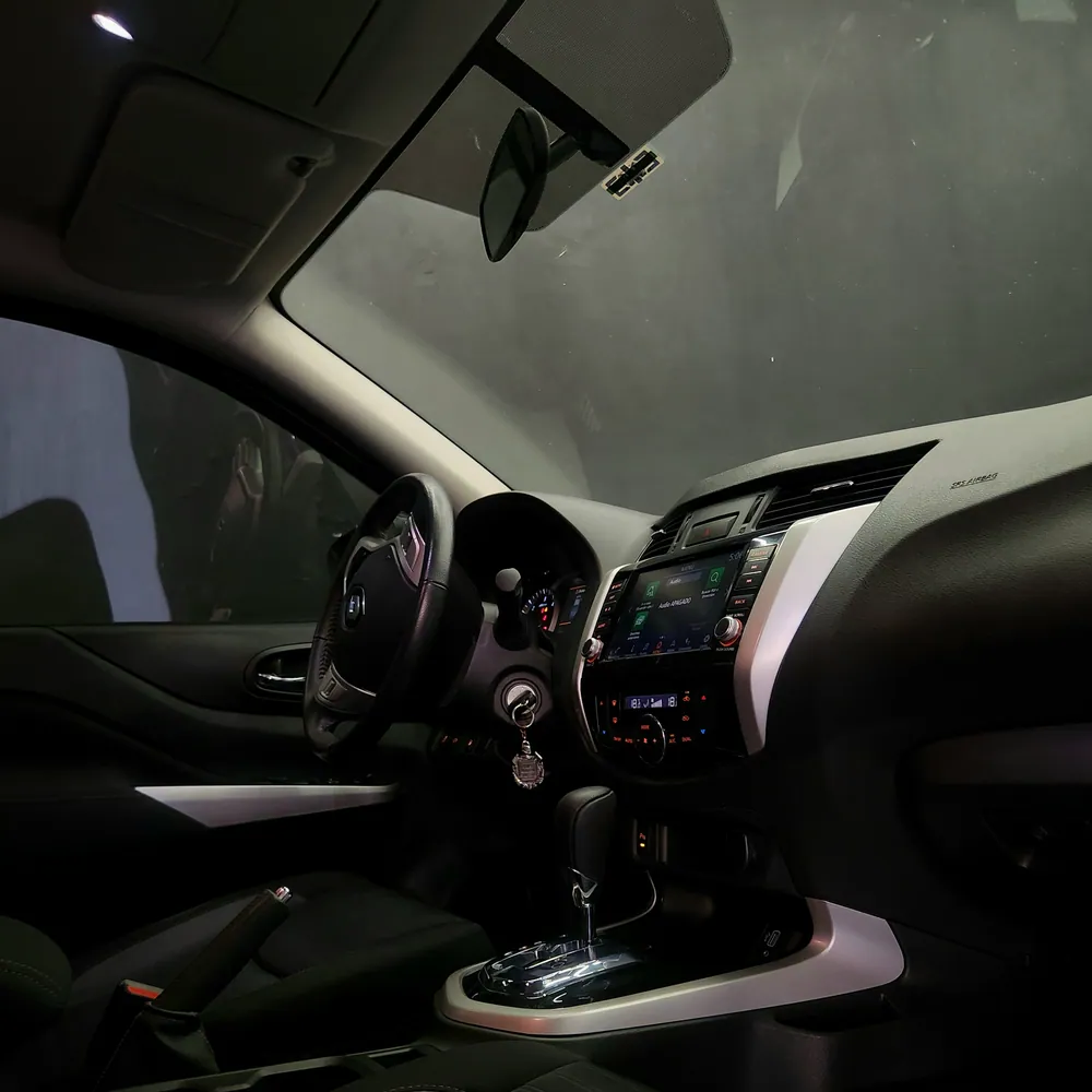 Renault Alaskan 4x2 — foto 5 de 6
