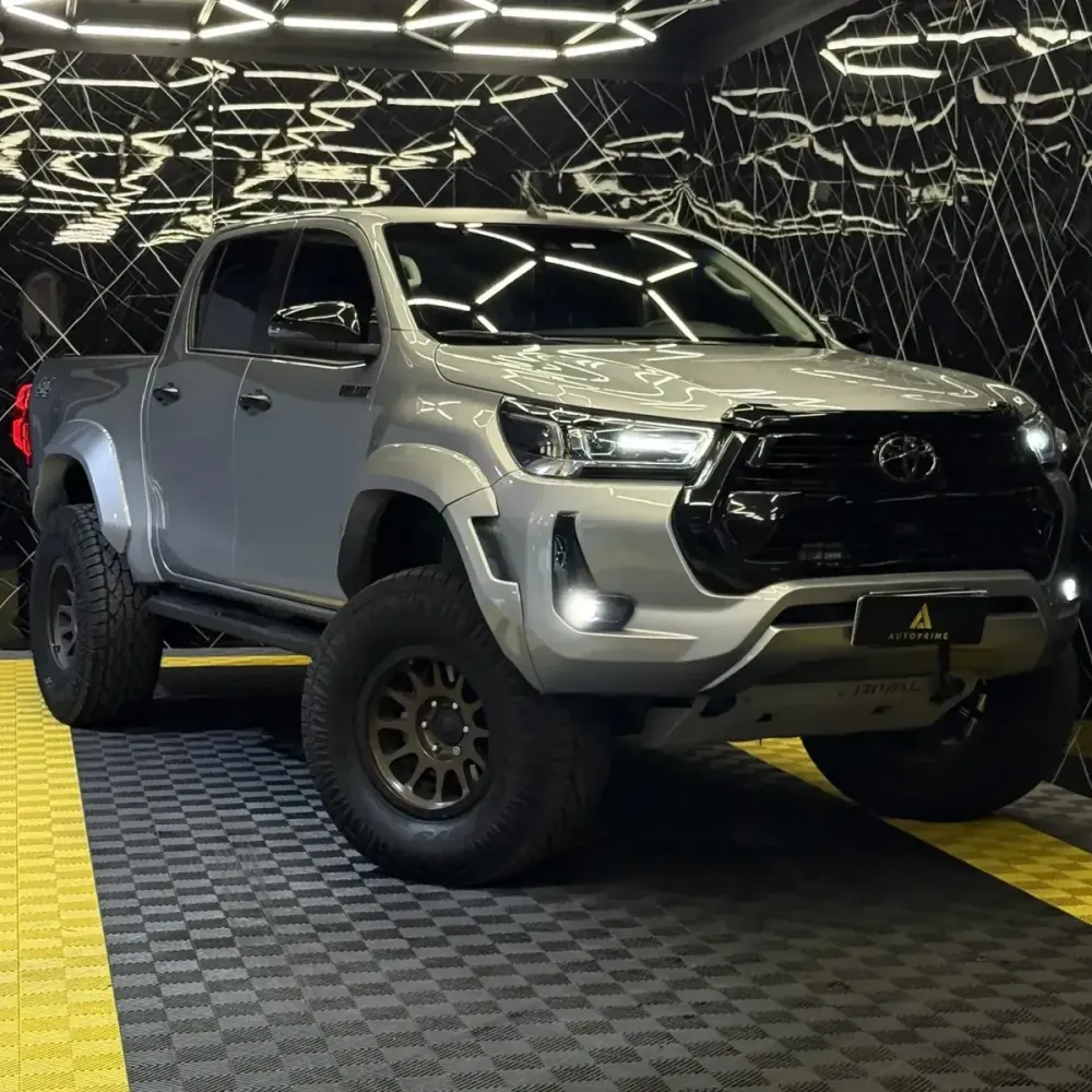 Toyota Hilux SRX 2.8 TDI 4x4 AT