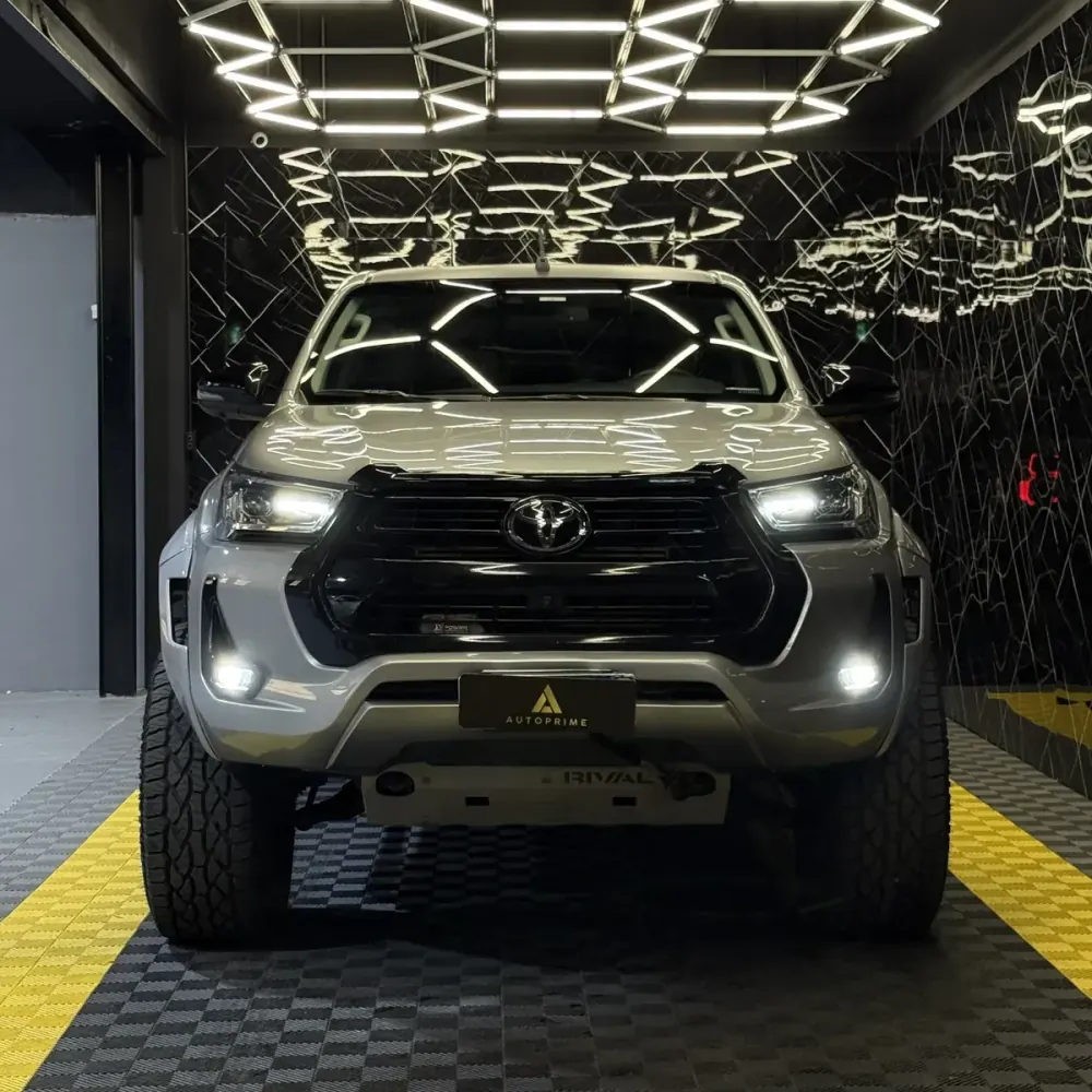 Toyota Hilux SRX 2.8 TDI 4x4 AT — foto 3 de 6