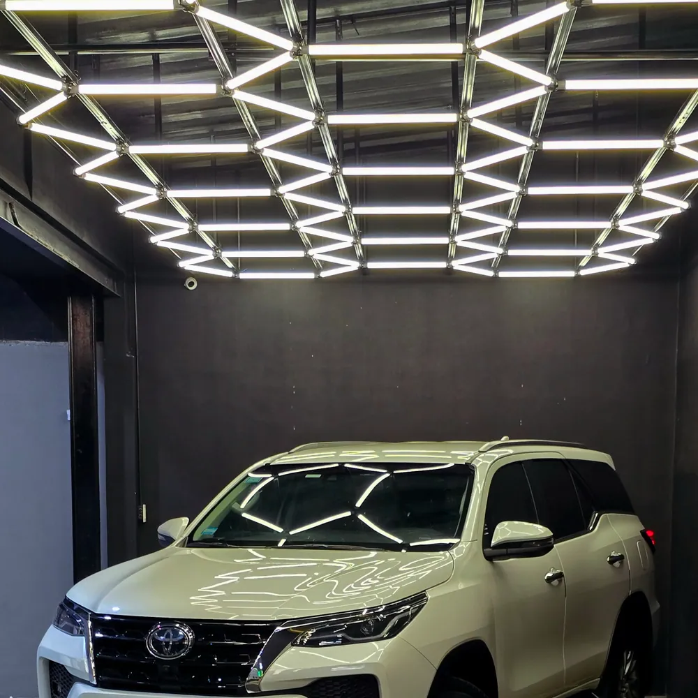 Toyota SW4 SRX 2.8 TDI 4x4 7as AT — foto 6 de 6