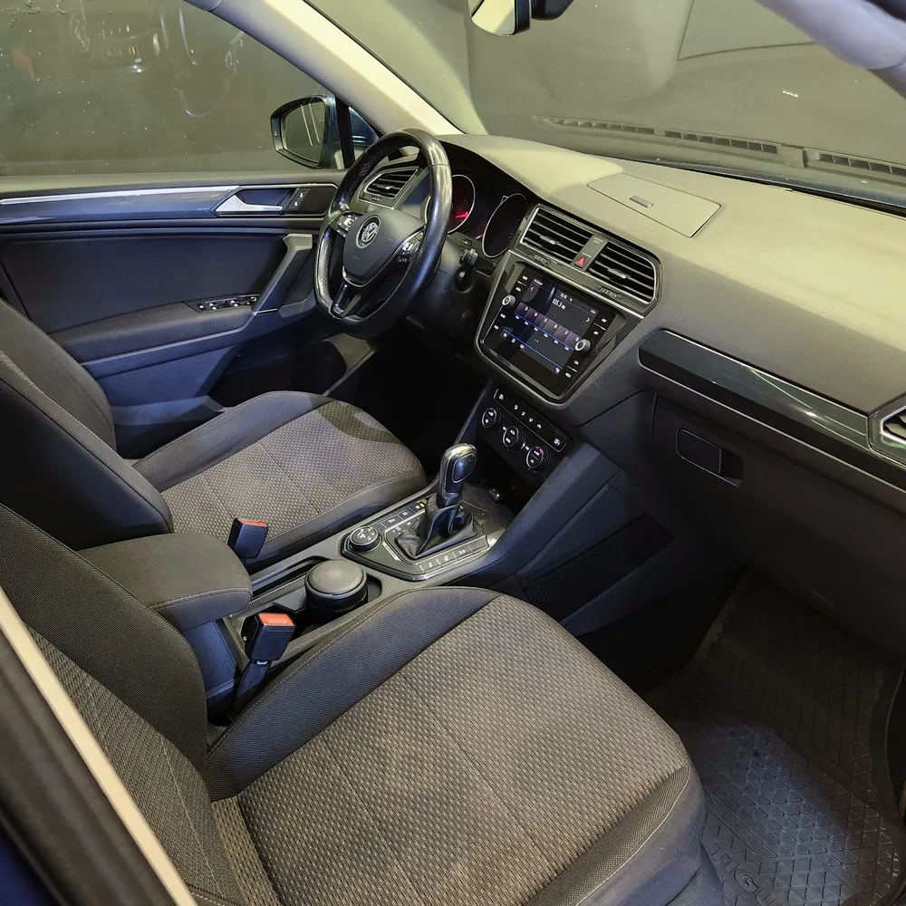 Volkswagen Tiguan Allspace Comfortline 2.0 TSI 4Motion — foto 6 de 6